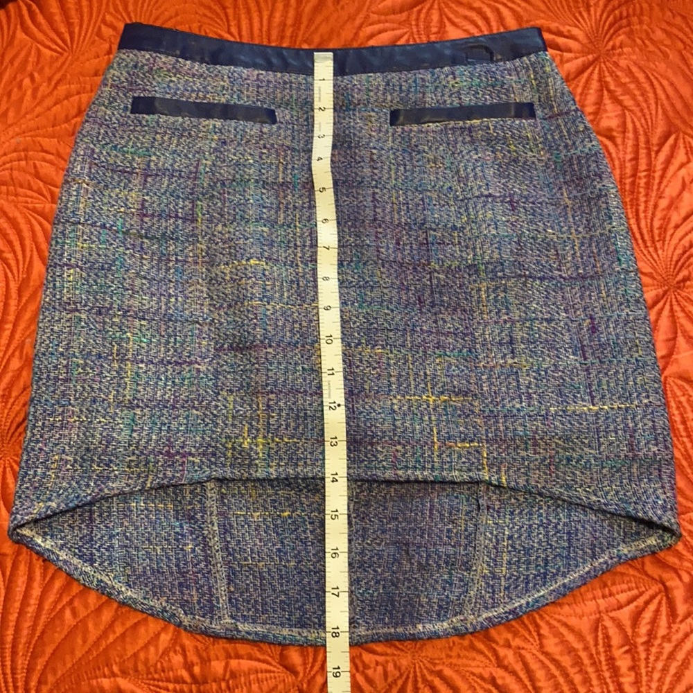 ☔️ ASTR the Label Blue 🌈 Multi Tweed Leather Trim Hi Low Skirt Sz Small - Picture 16 of 16